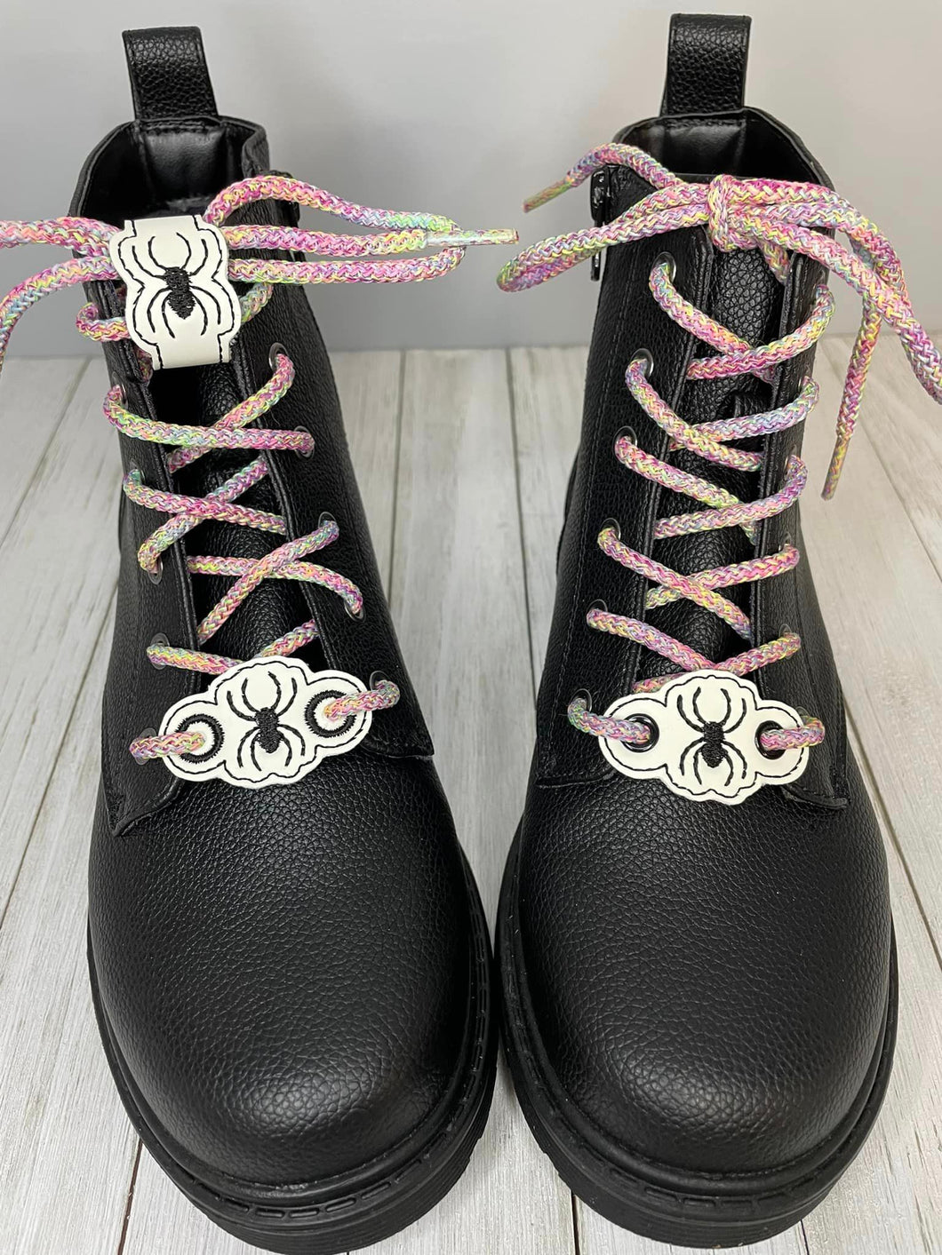 Spider Shoe Charm embroidery design (2 versions included) embroidery design DIGITAL DOWNLOAD